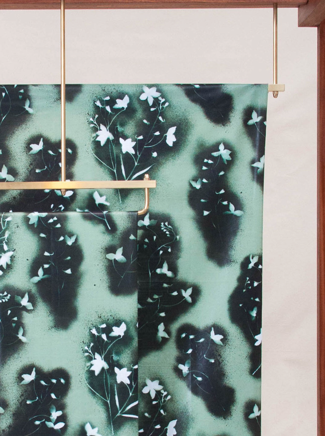 'Floral Plumes' Matcha